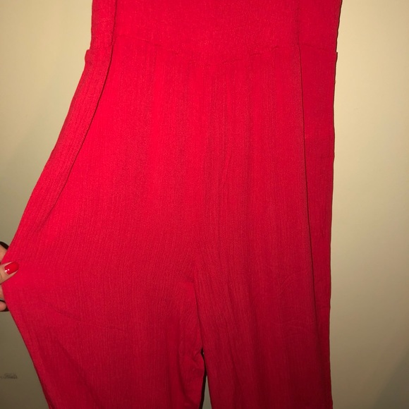 Red jumpsuit, size Small, new with tags - Picture 4 of 6